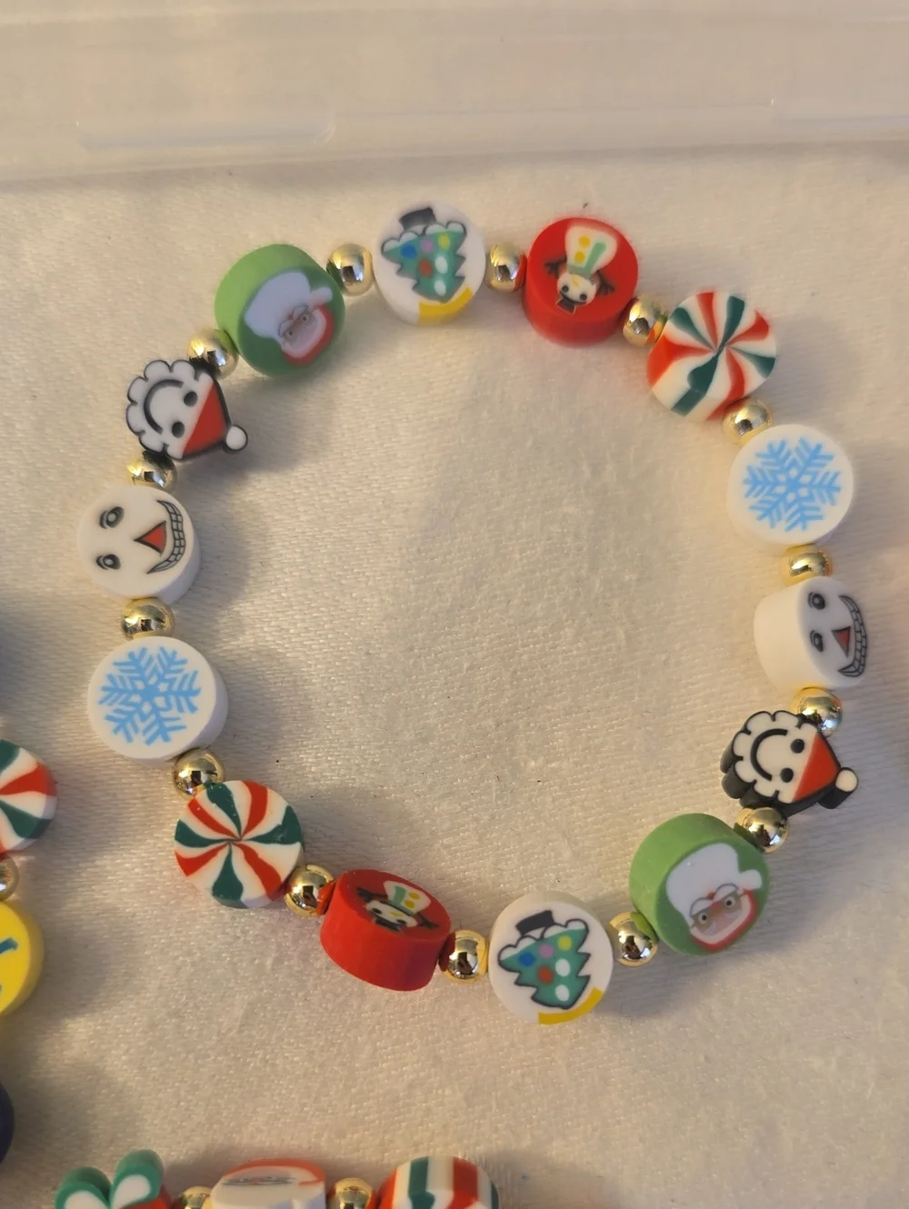 Kids Festive Holiday Beaded Stretch Bracelets - Set of 5 New